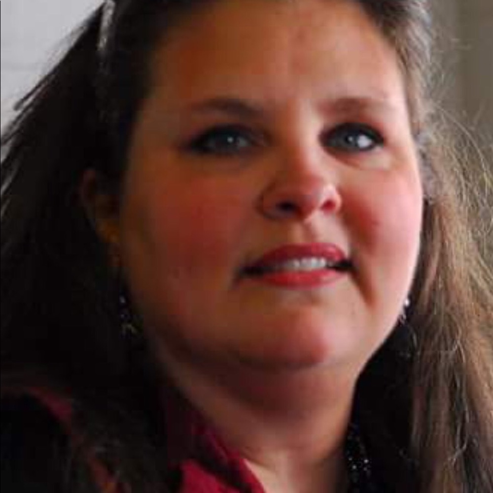 Meet your Posher, Kara